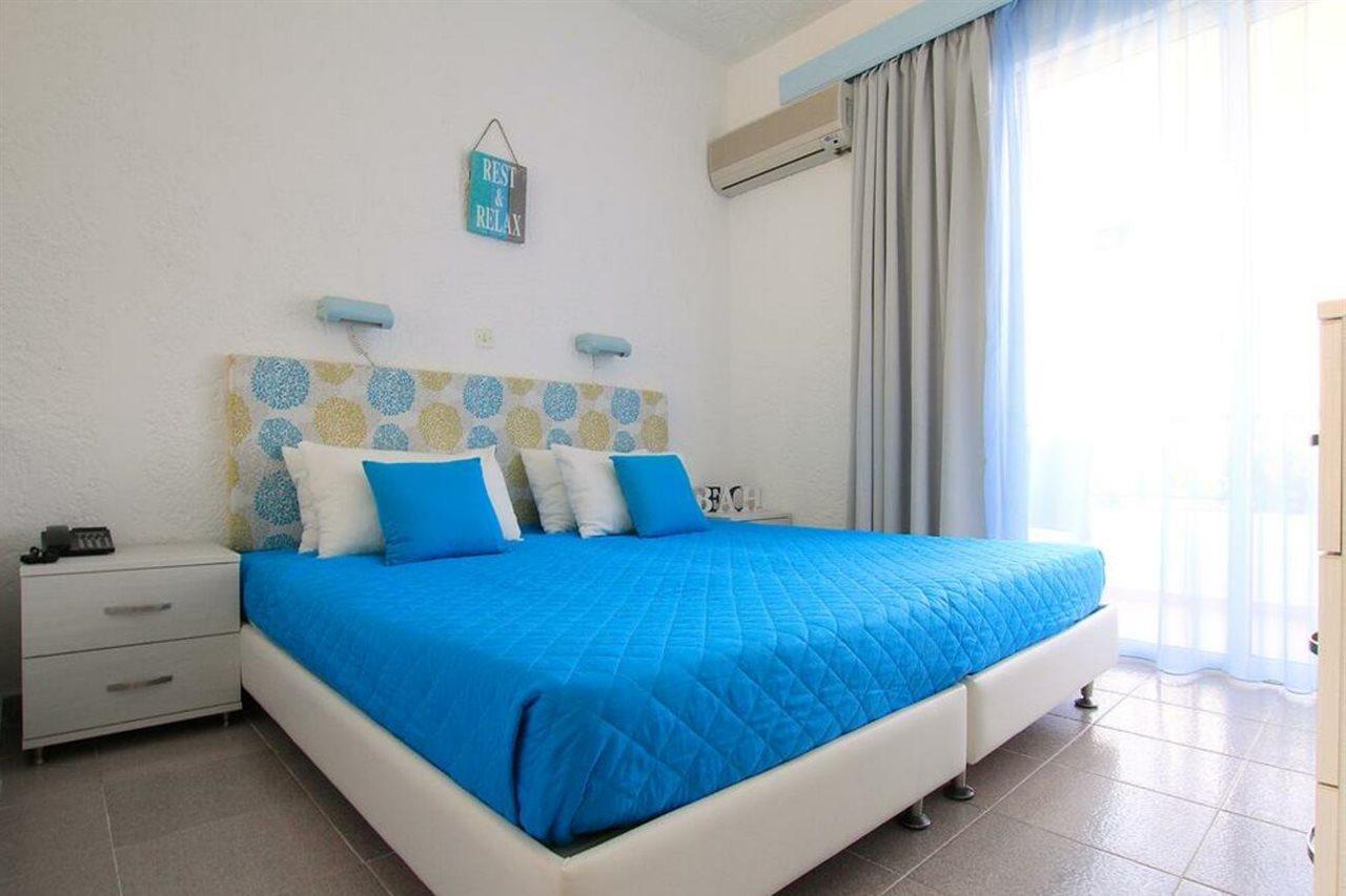 غينادي Christiana Hotel Apartments المظهر الخارجي الصورة