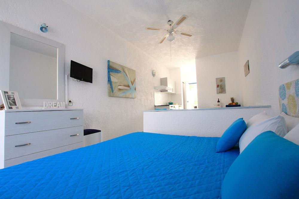 غينادي Christiana Hotel Apartments المظهر الخارجي الصورة