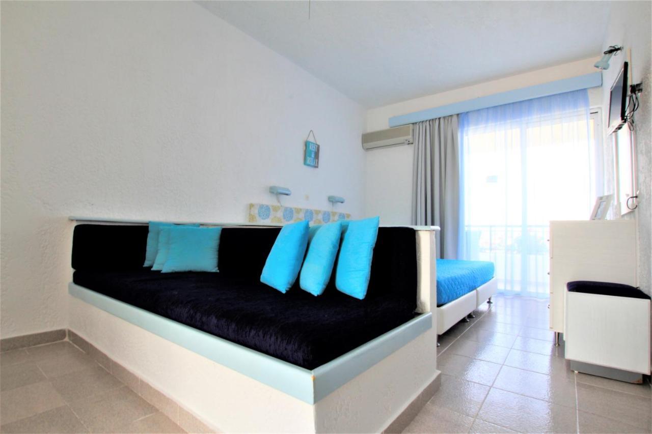 غينادي Christiana Hotel Apartments المظهر الخارجي الصورة