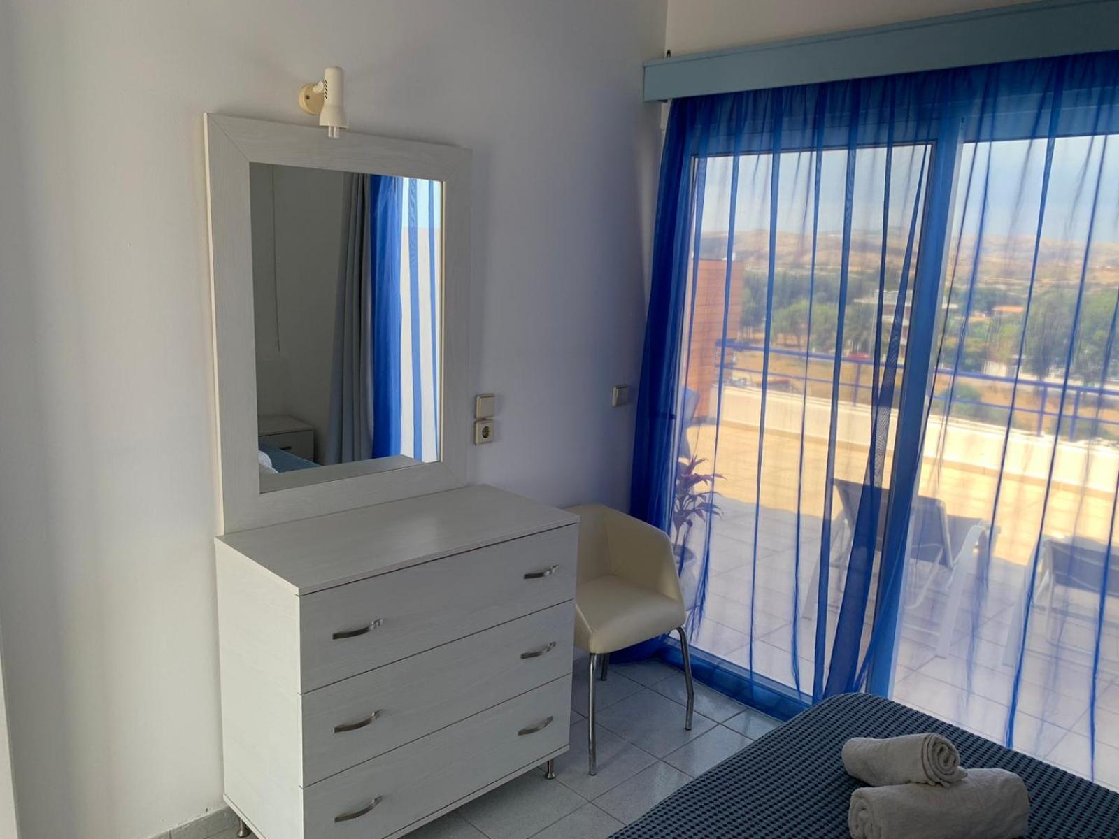 غينادي Christiana Hotel Apartments المظهر الخارجي الصورة