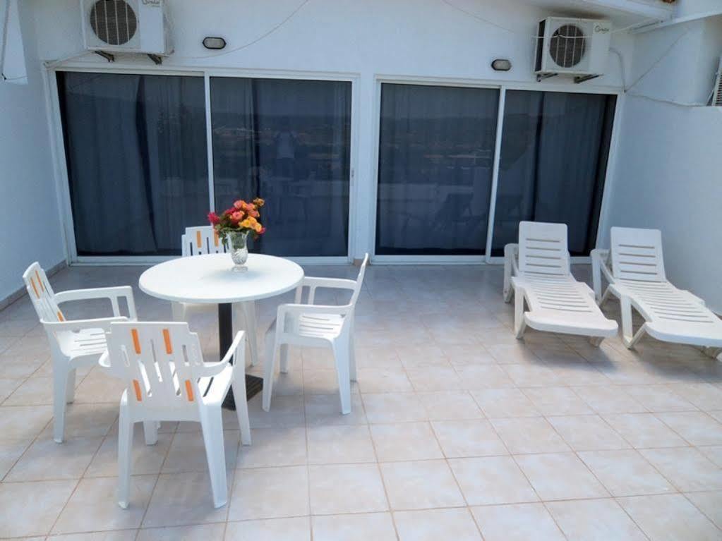 غينادي Christiana Hotel Apartments المظهر الخارجي الصورة